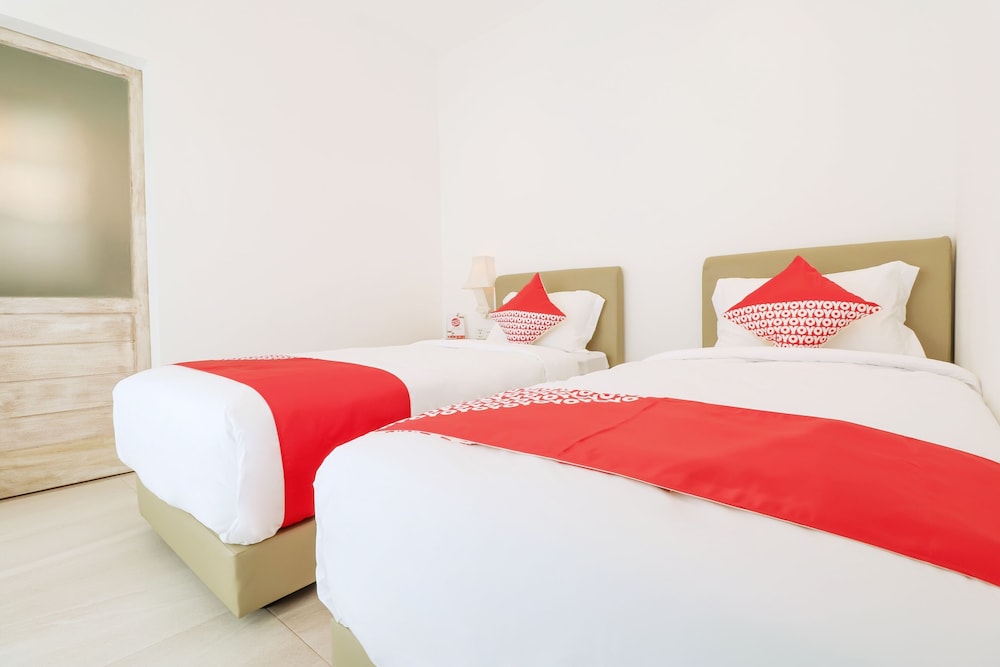 Deluxe Twin Room photo 3