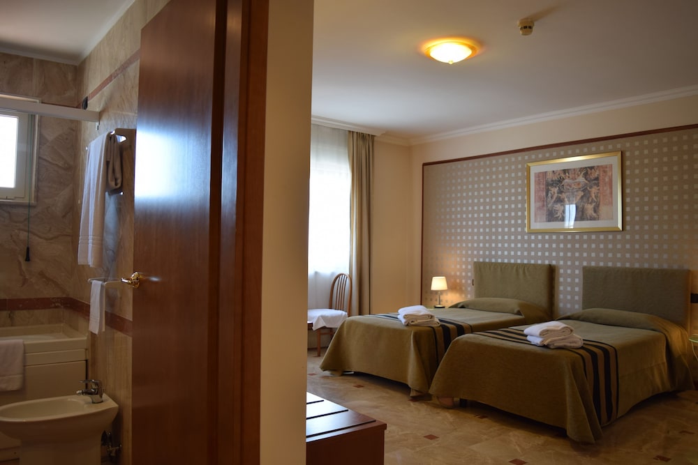 Double Room Single Use photo 3