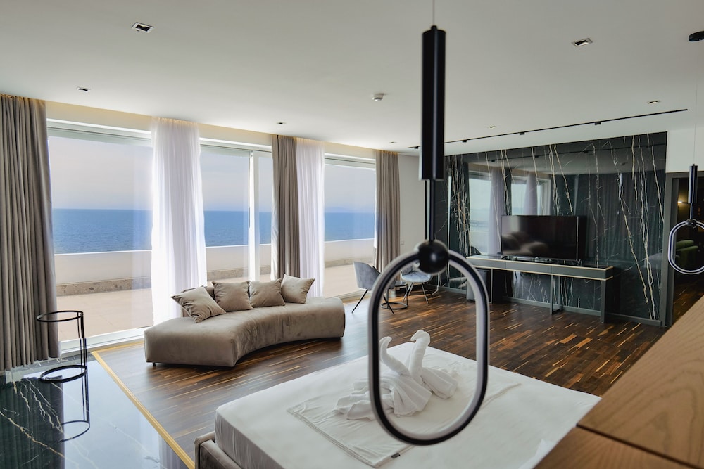 Presidential Suite photo 2