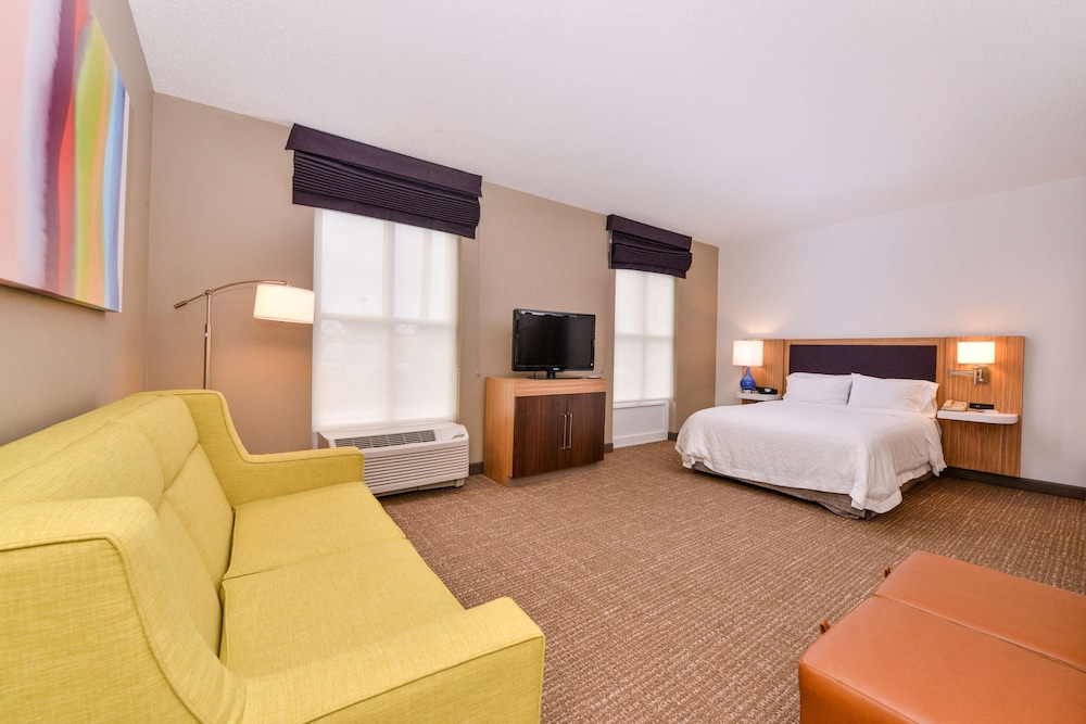 Room, 1 King Bed, Accessible - Photo 1