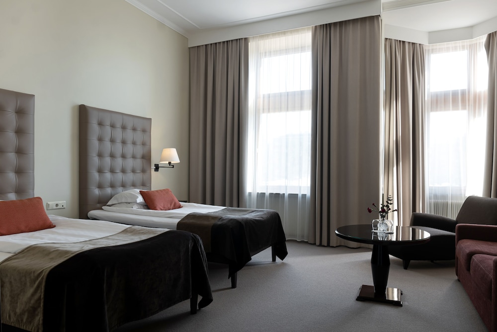 Deluxe Room - Photo 4