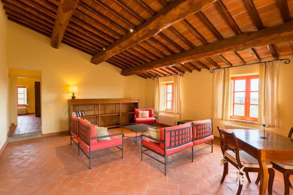 Apartment, 3 Bedrooms, Kitchenette, Vineyard View photo 3