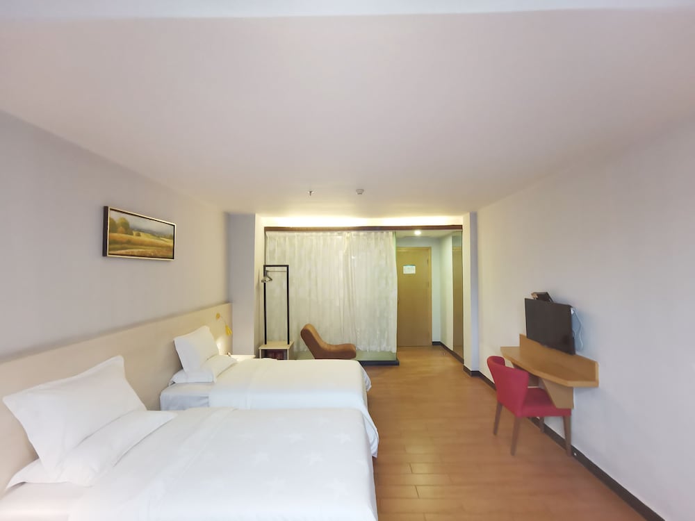 Classic Twin Room