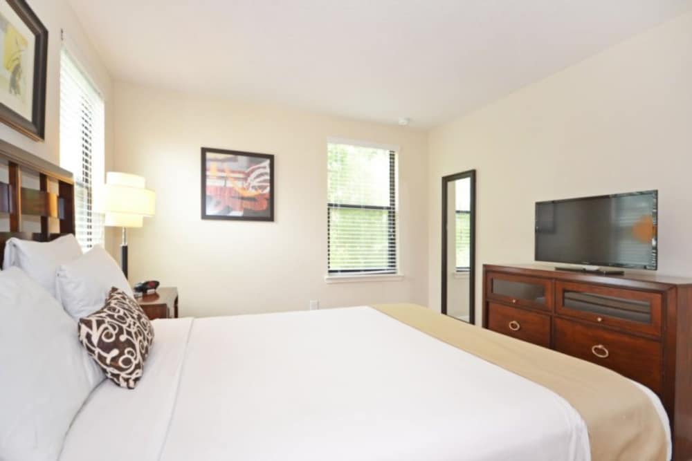 Townhome, 4 Bedrooms
