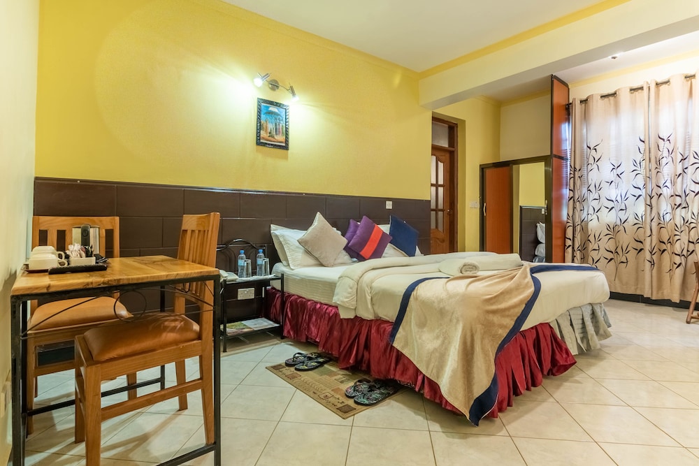 Deluxe Double or Twin Room