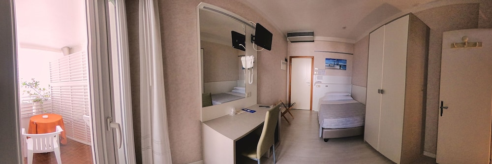 Comfort Single Room