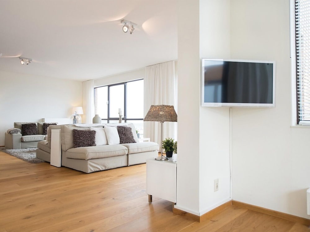 Comfort Apartment, 2 Bedrooms photo 2