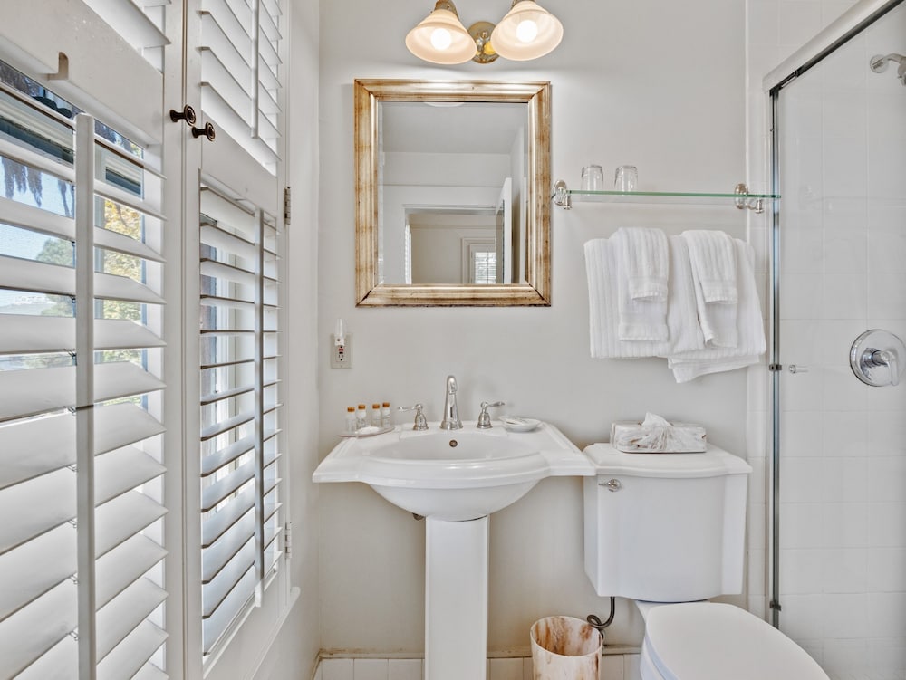 Standard Single Room photo 3