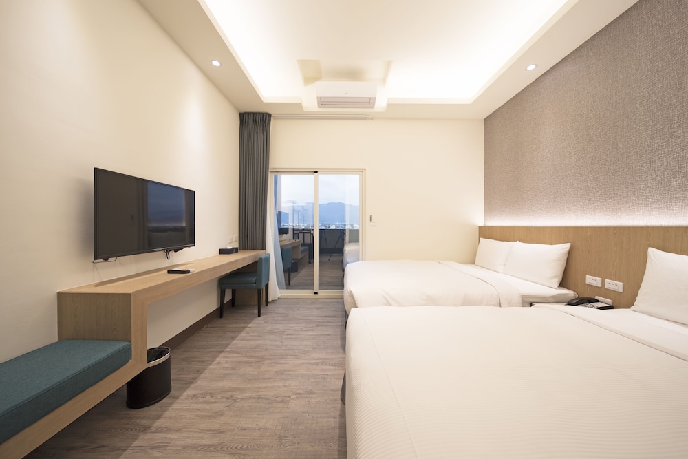 Elite Quadruple Room photo 2