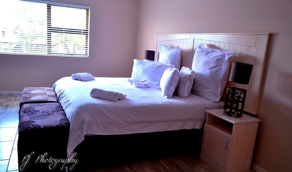 Oxford House Deluxe Room photo 1