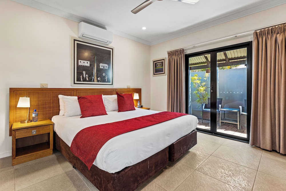3 Bedroom Superior Pool Villa photo 2