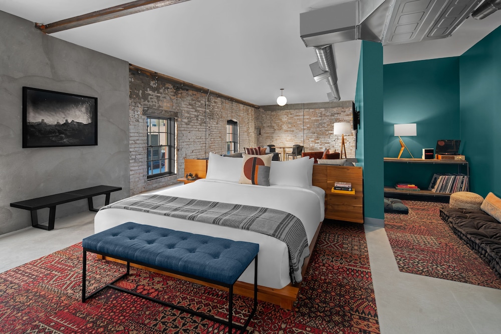 Wasatch Studio Suite - Photo 1