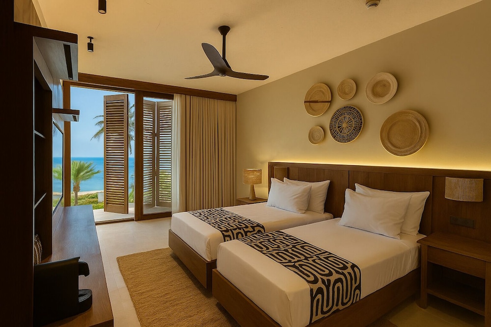 Deluxe Room, Partial Ocean View (1 King Bed or 2 Twin beds)