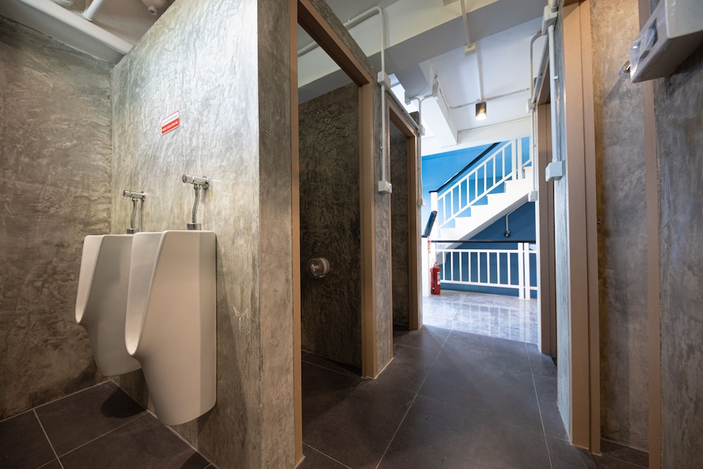 Private Double Room with Shared Bathroom photo 3
