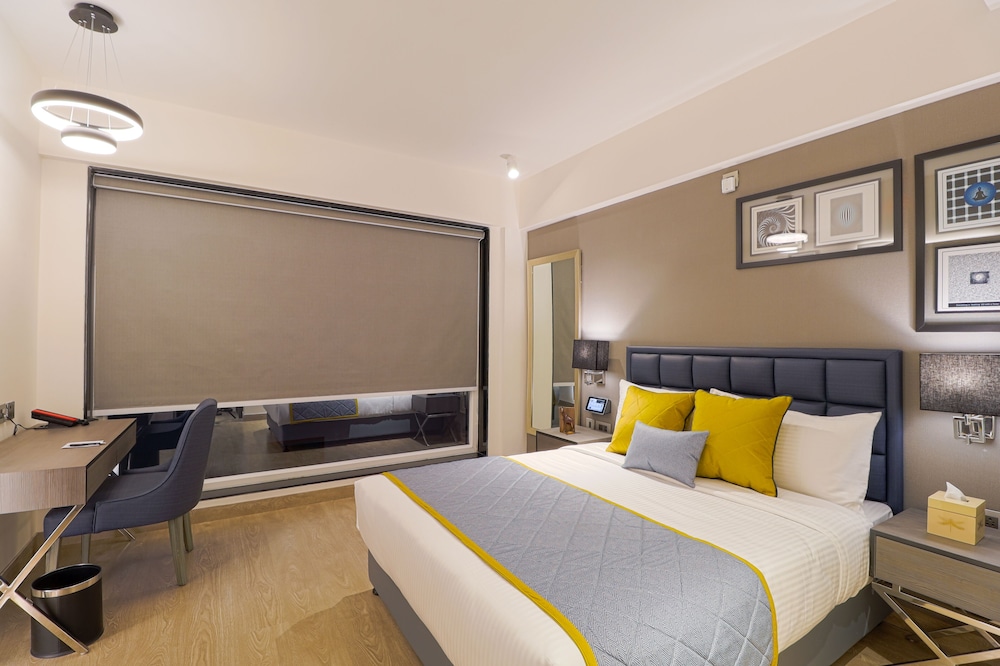 Deluxe Room - Photo 2