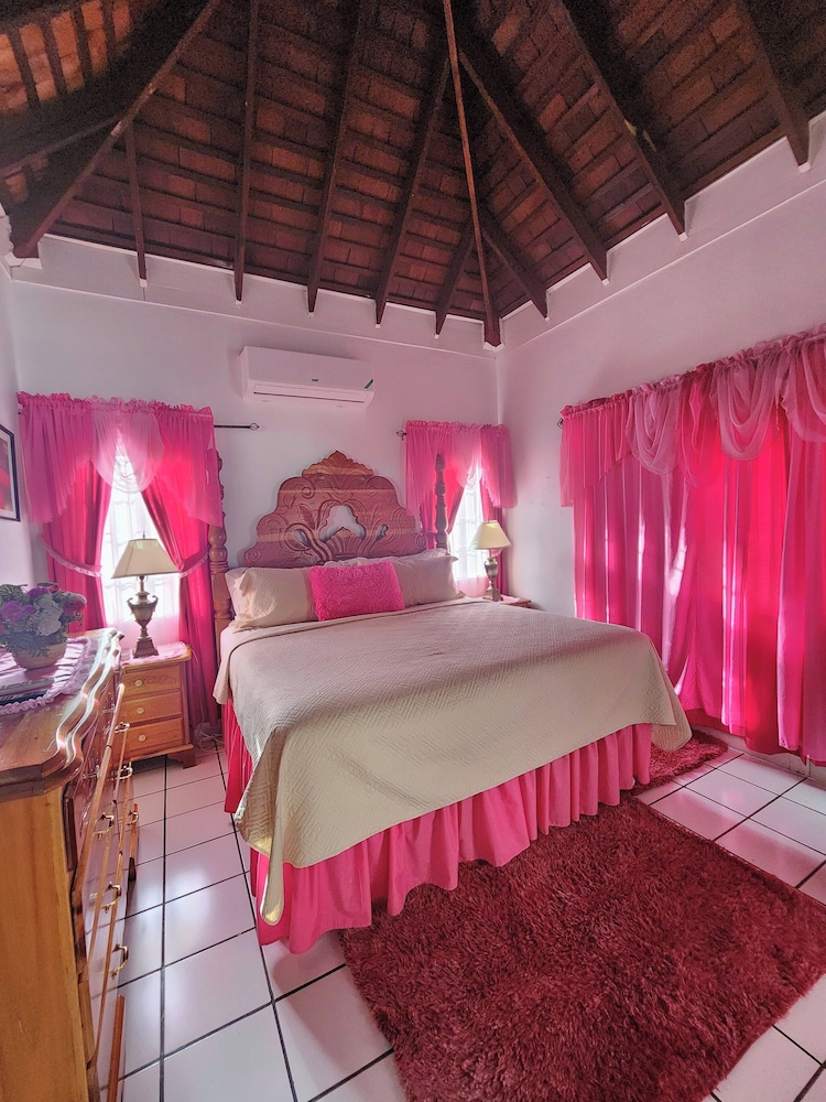 Standard Room, 1 King Bed with Sofa bed, Balcony