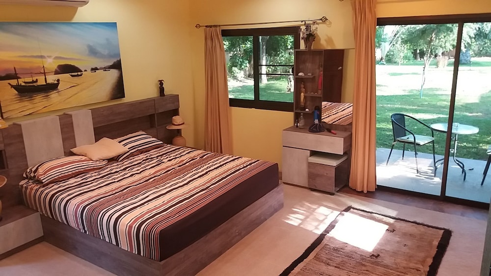 1-Bedroom Villa with Private Pool photo 1