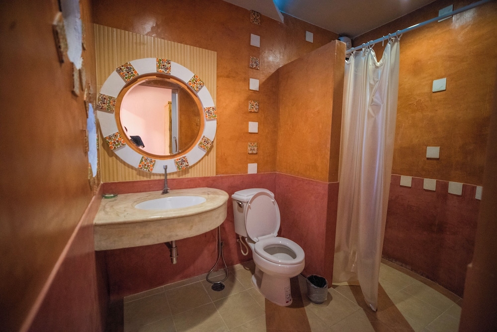 Deluxe Twin Room, Non Smoking, Garden View - Photo 9
