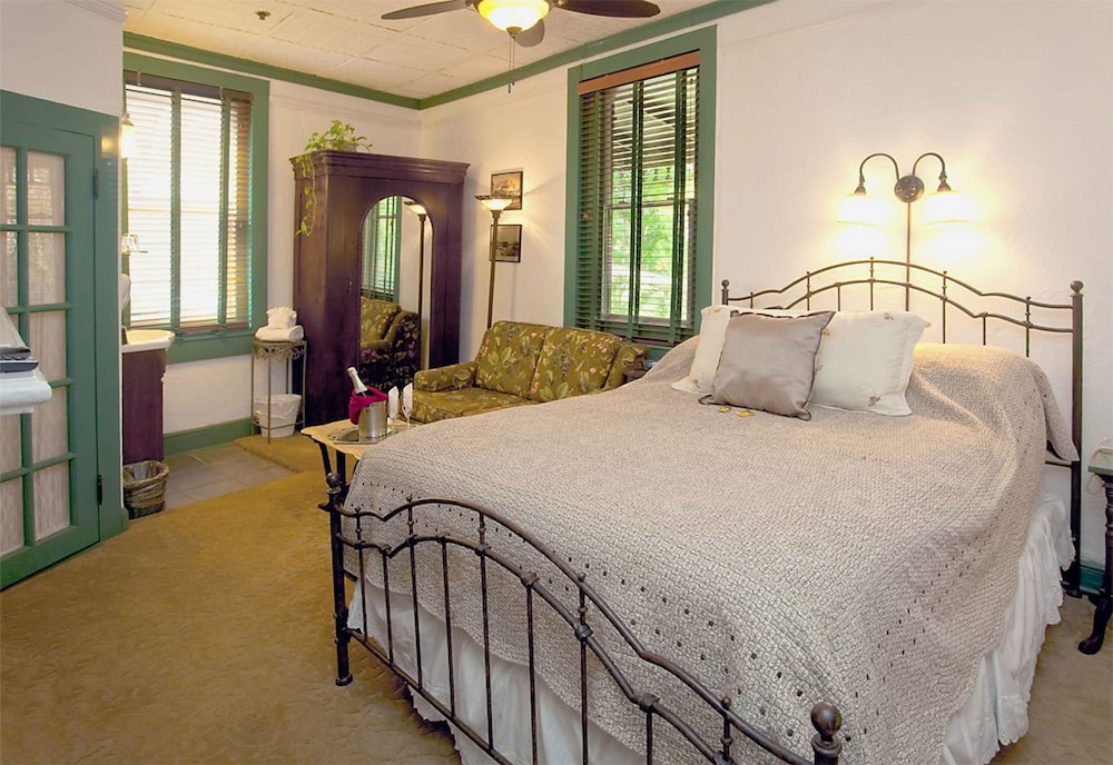 Anna's Room