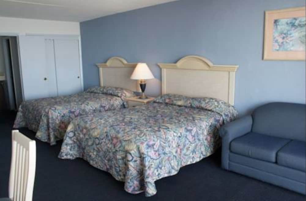 Family Room, 2 Bedrooms, Oceanfront View