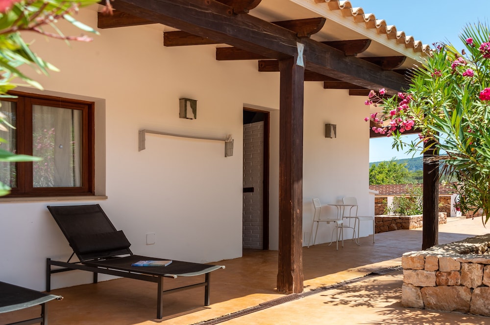Grand Suite, 2 Bedrooms, Poolside (Formentera) photo 3