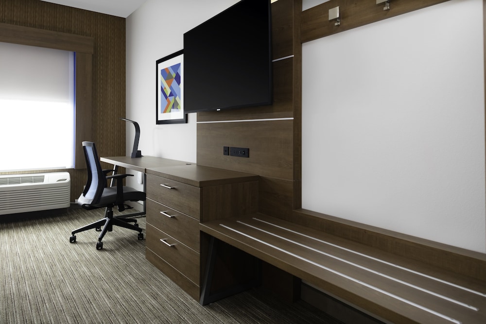 Standard Room, 2 Queen Beds, Accessible (Communication) - Photo 2