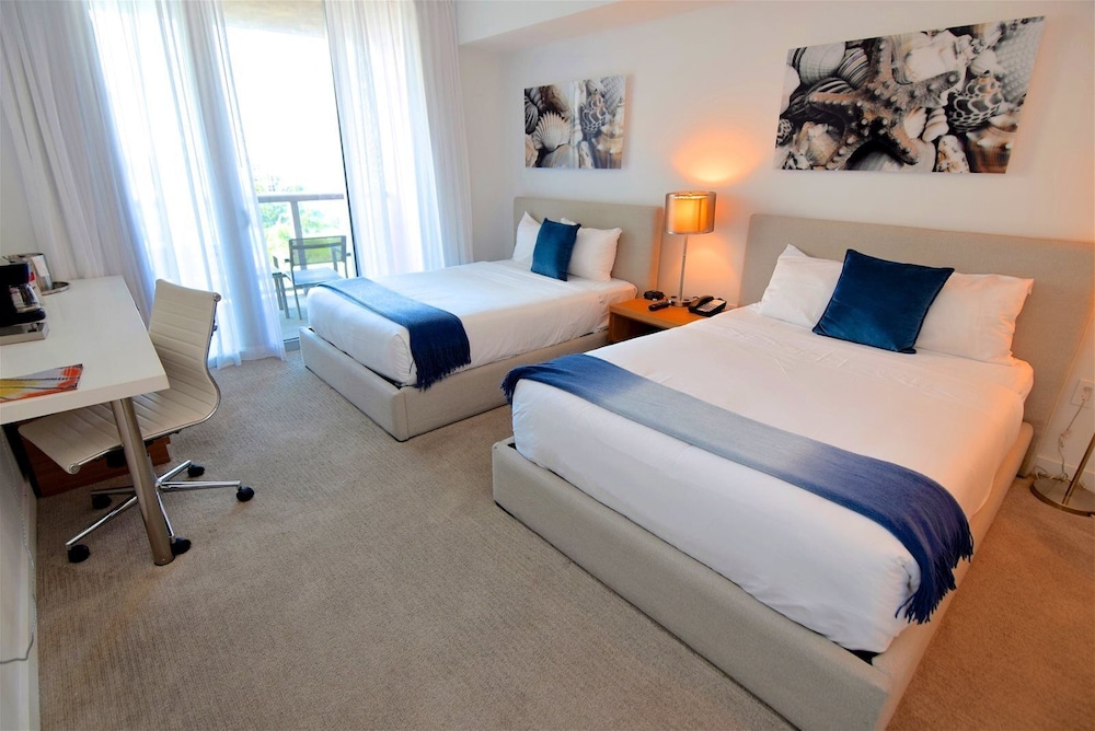 Condo (BW-2206B)