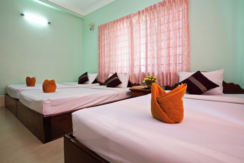 Classic Double Room, City View
