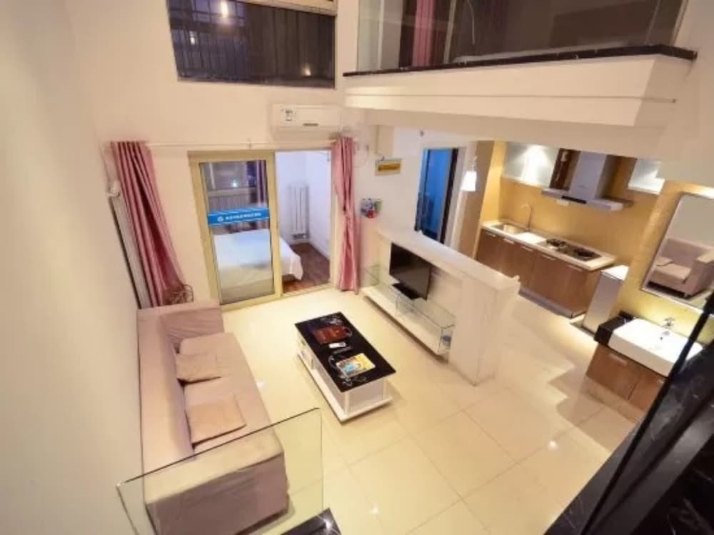 Business Apartment, 3 Bedrooms photo 1