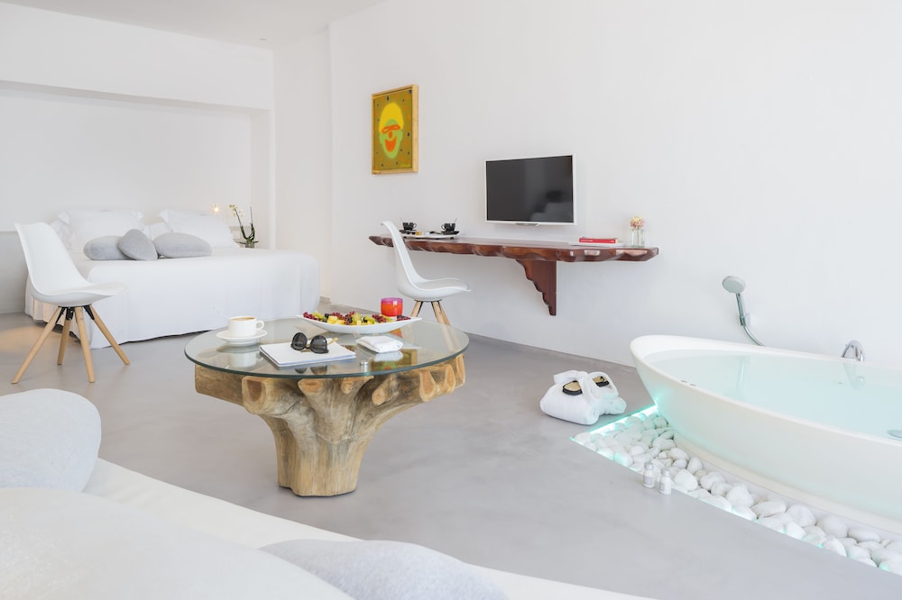 Deluxe Double Room, Sea View - Photo 3