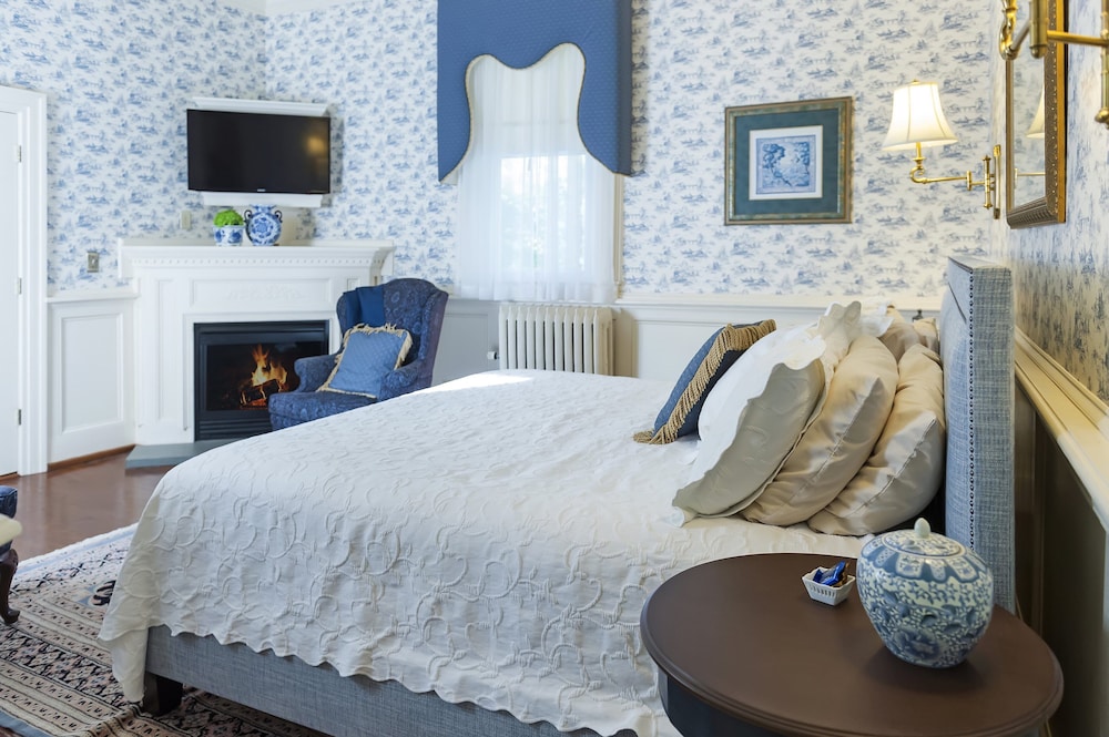 Montclair Room