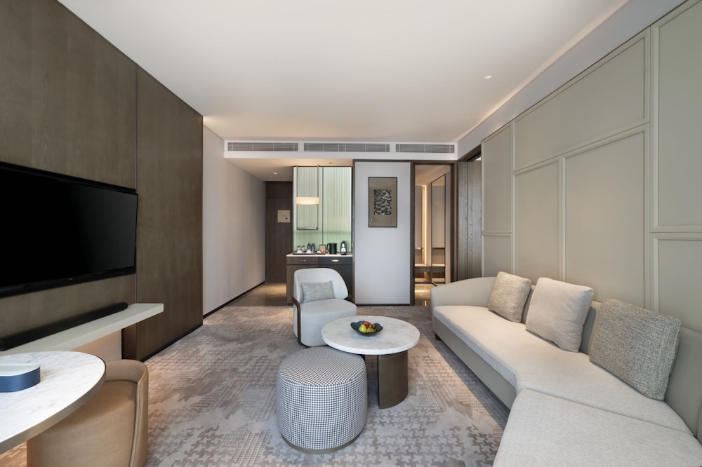 Executive Suite King Room