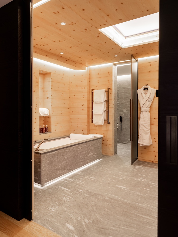 Corvatsch Suite thumbnail 6