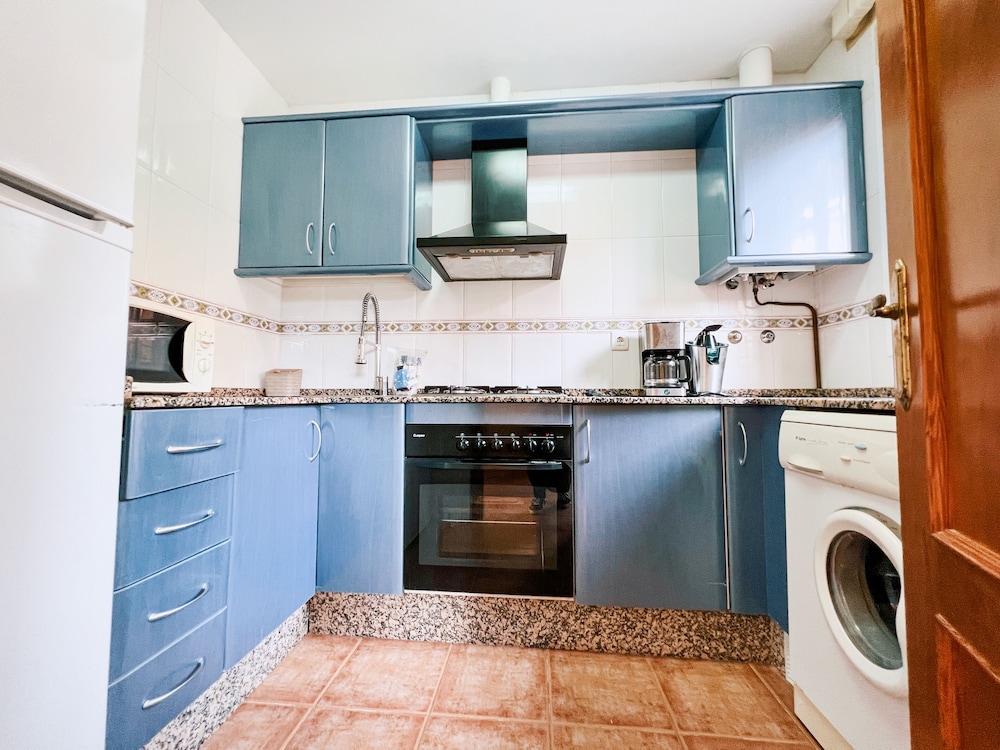 Apartment, 2 Bedrooms, Terrace photo 3