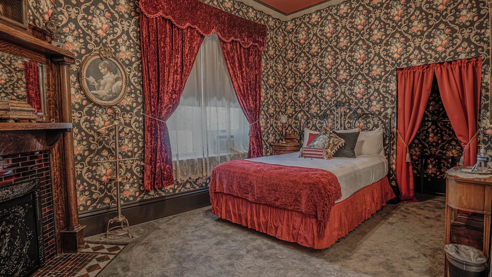 Murdock Room (ADA)