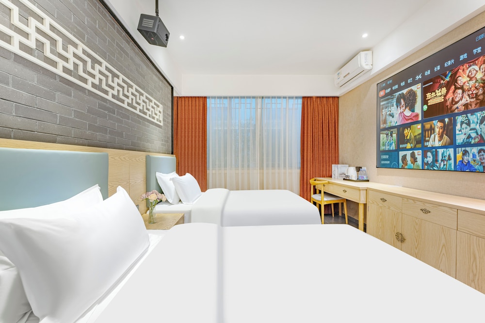 Standard Double Room, Multiple Beds