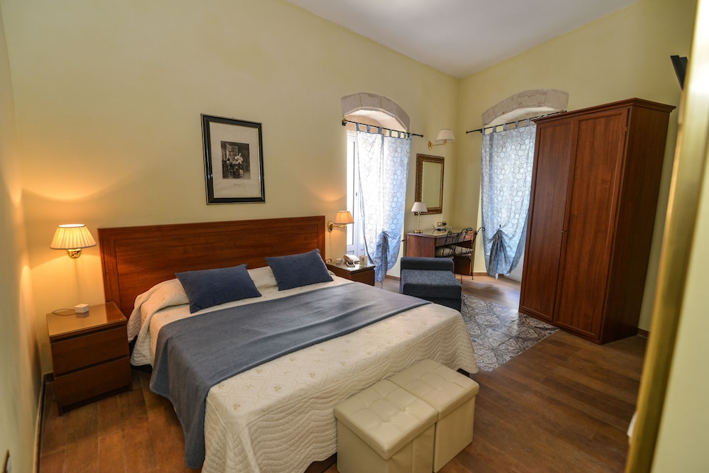 Junior Room