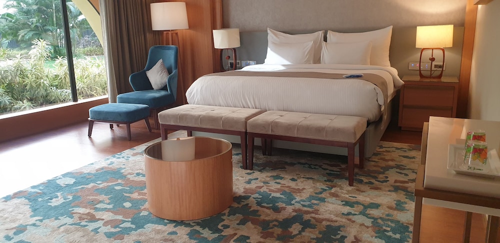 Executive Single Room, 1 King Bed, Courtyard View photo 2