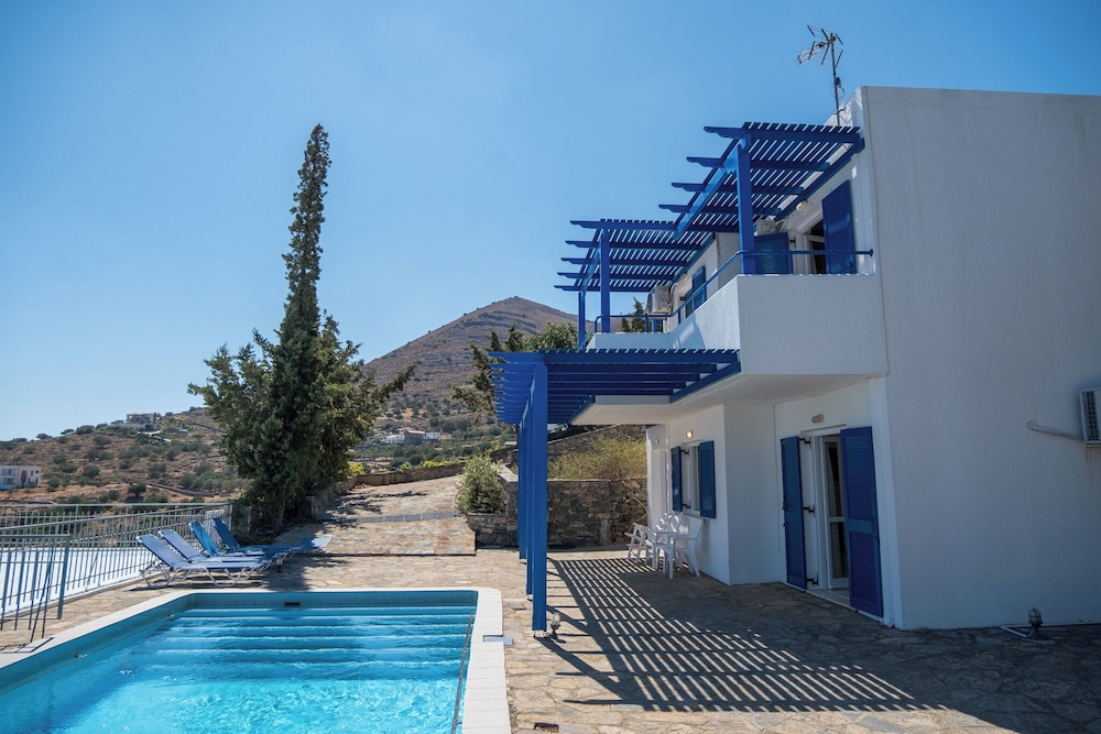 Seaview Villa Bart