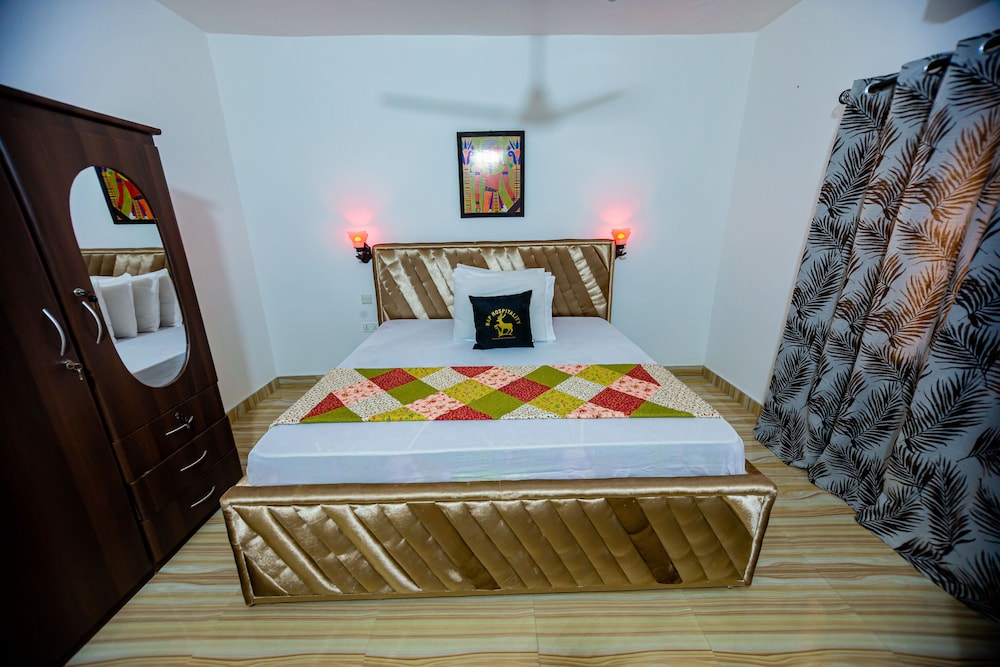 Deluxe Double Room, 1 Queen Bed photo 3