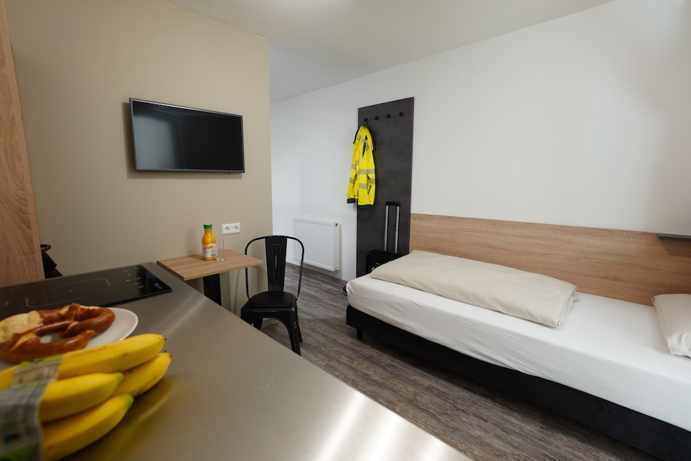 Single Room photo 2
