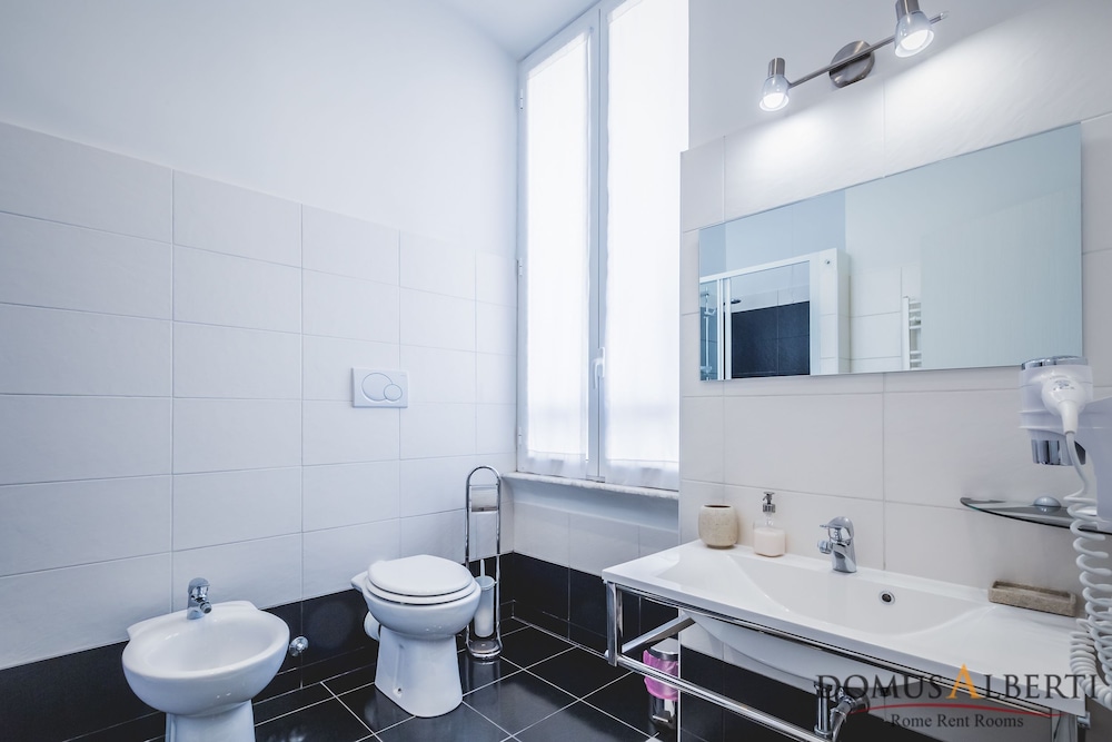 Double Room (Piazza Navona) photo 2