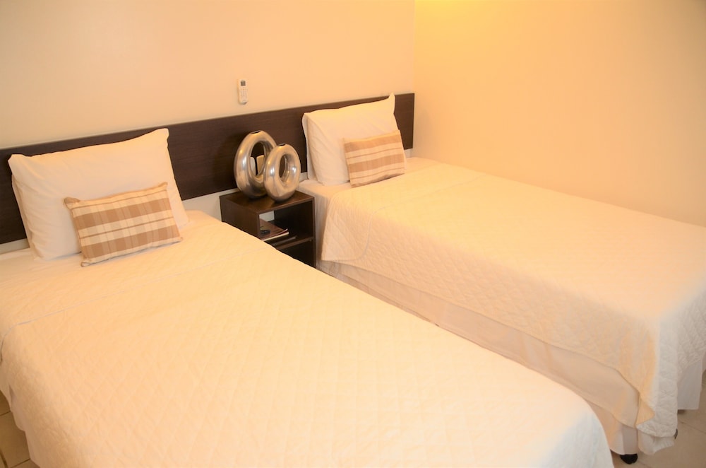 Standard Twin Room photo 3