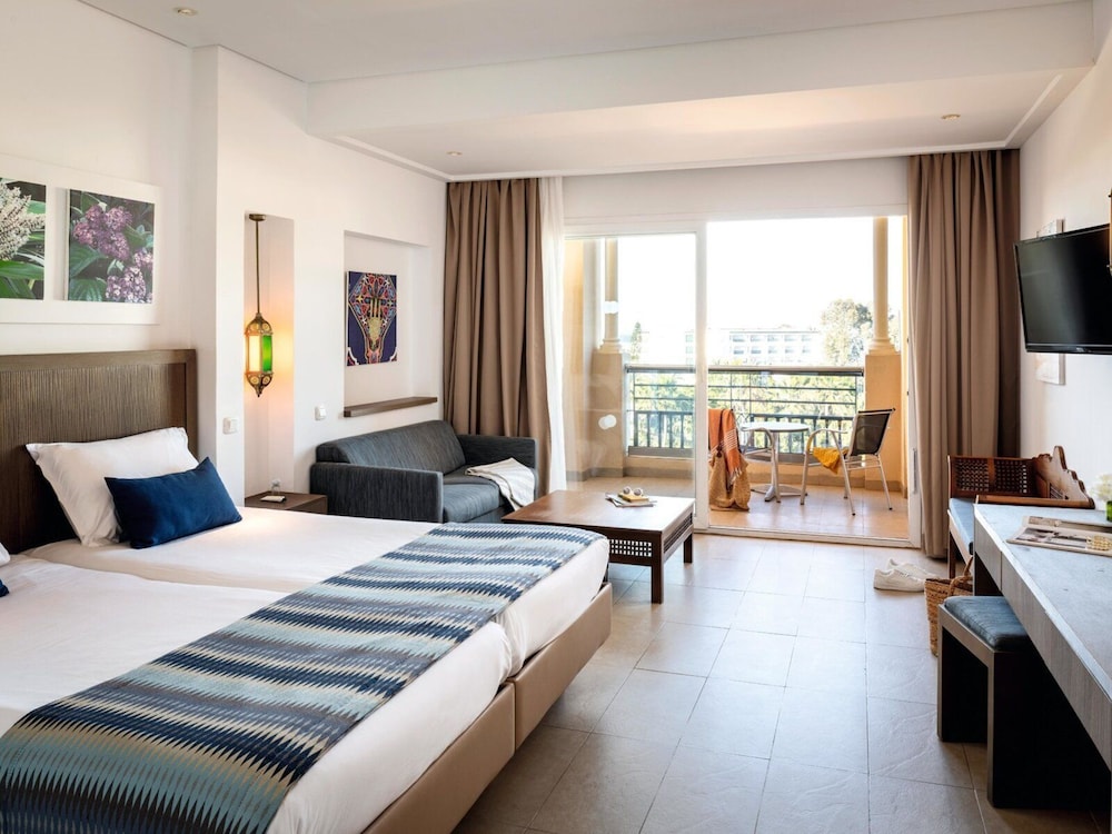 Standard Quadruple Room, Garden View photo 1