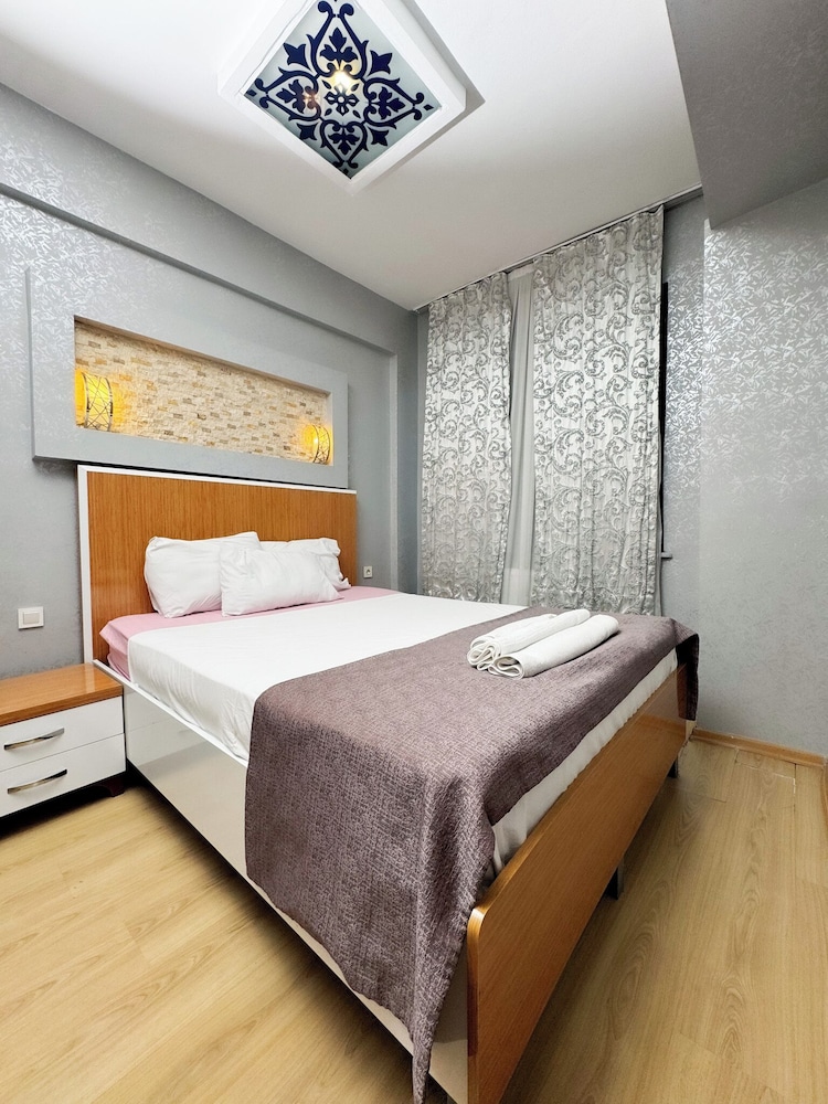 Family Apartment, 1 Bedroom, Kitchen, City View photo 3