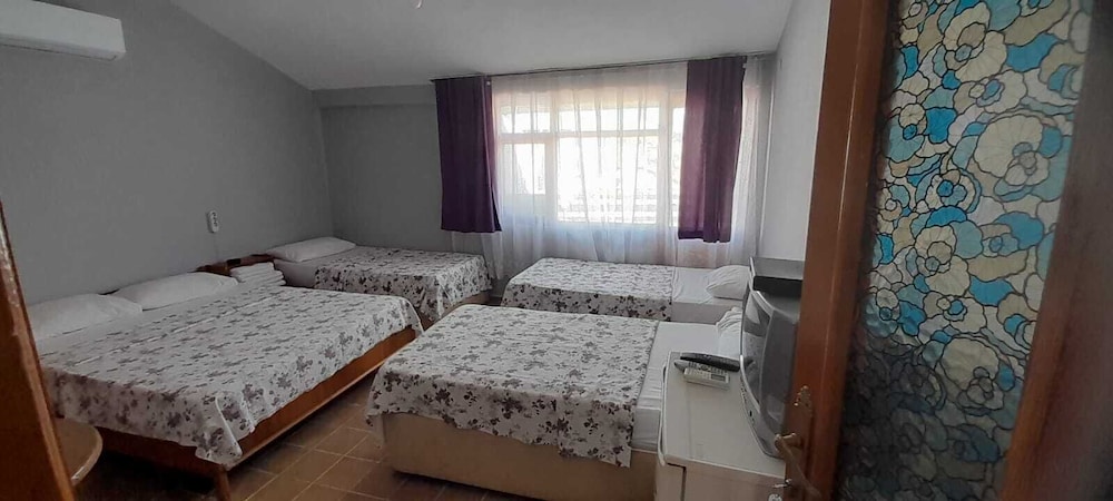 Quadruple Room photo 1