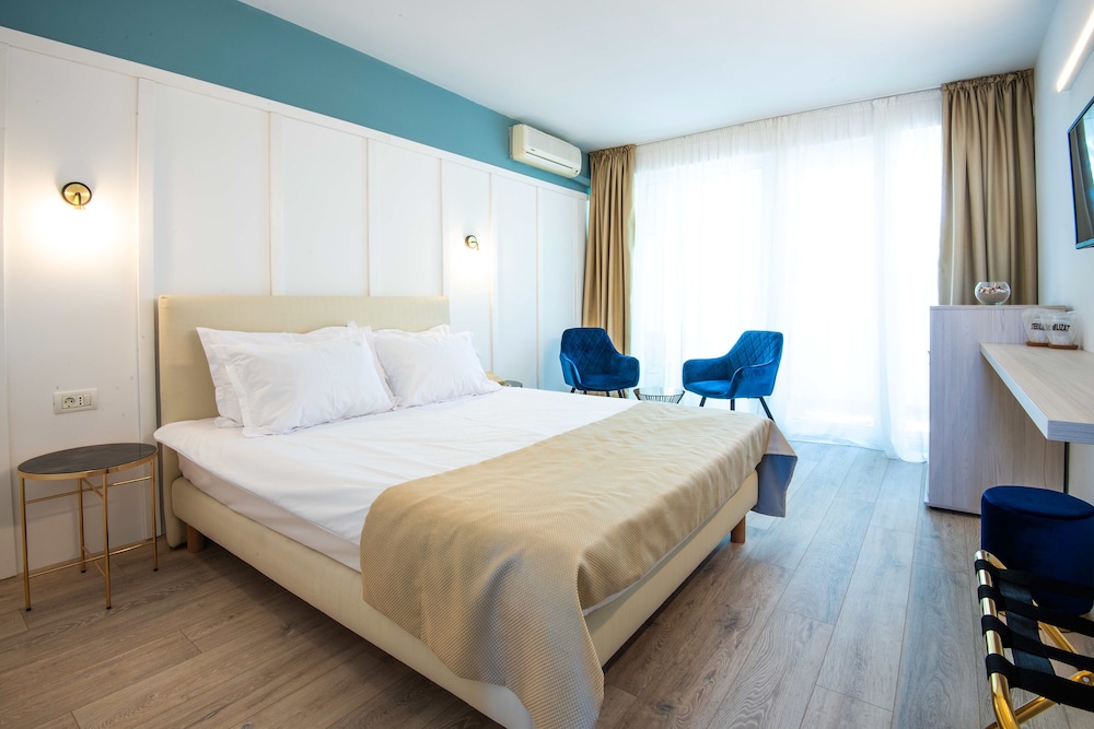 Double Room, Balcony photo 1