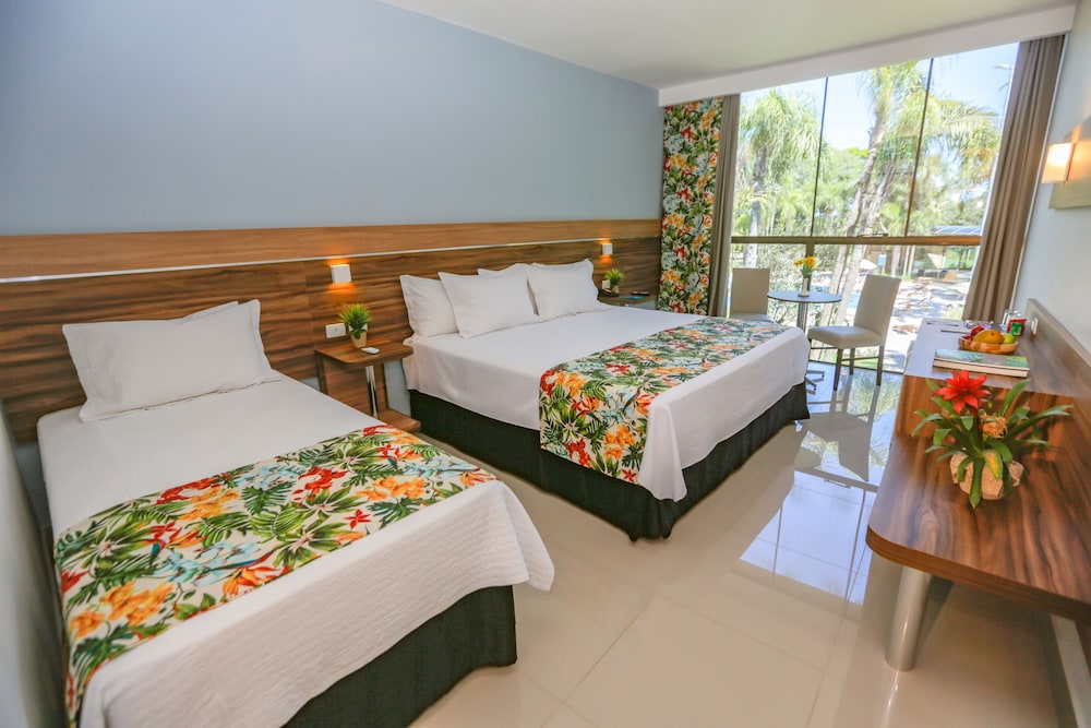 Deluxe Room, Pool View - Photo 3