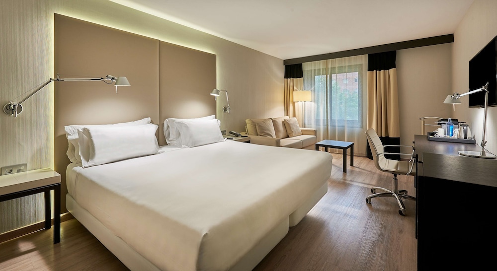 Superior Room (Extra Bed 3 adults) - Photo 1