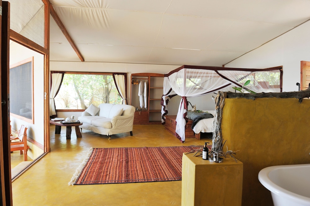 Luxury Tent photo 1